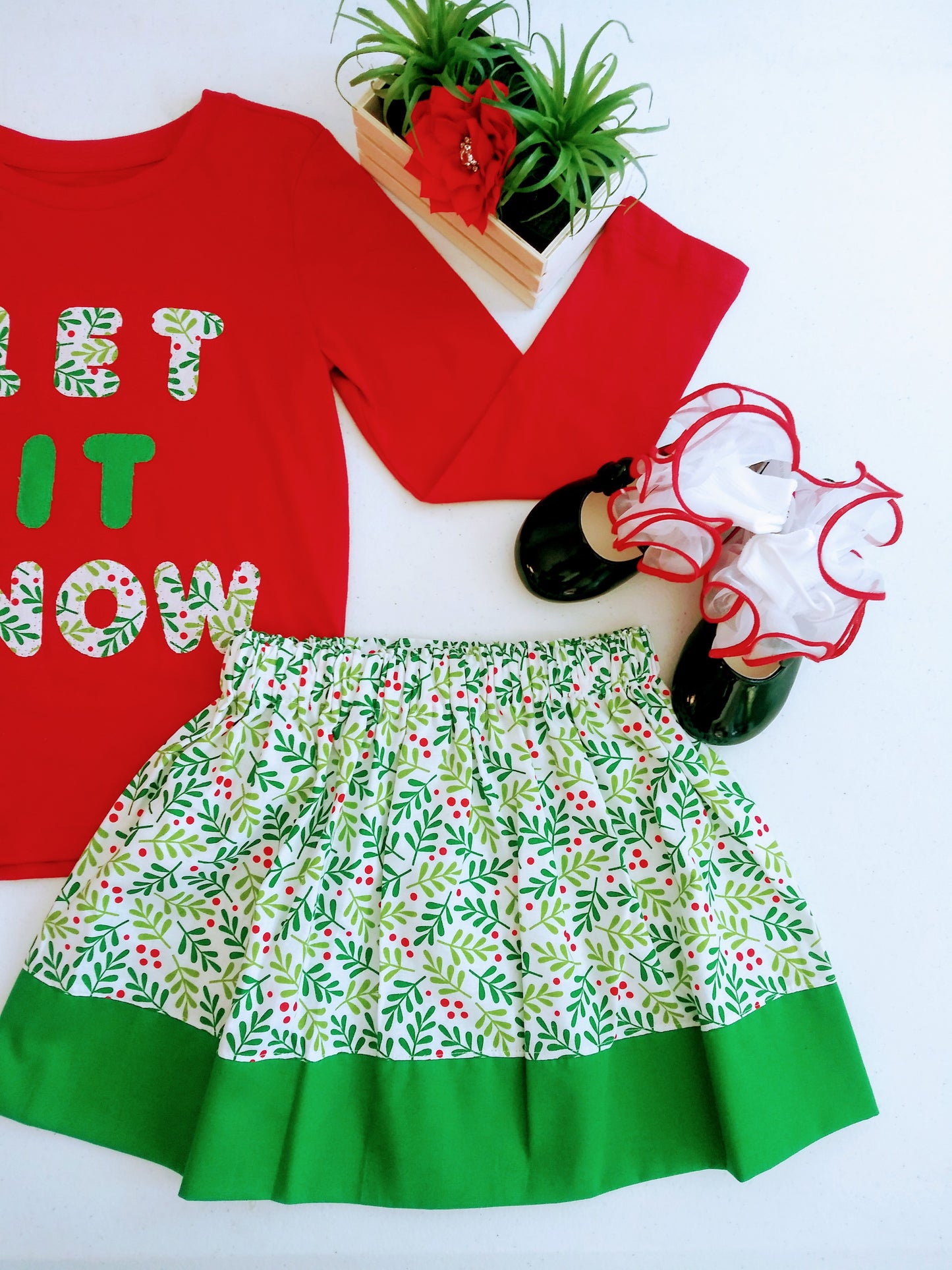 Girl's 2-piece Christmas Outfit - Little N Kute Boutique