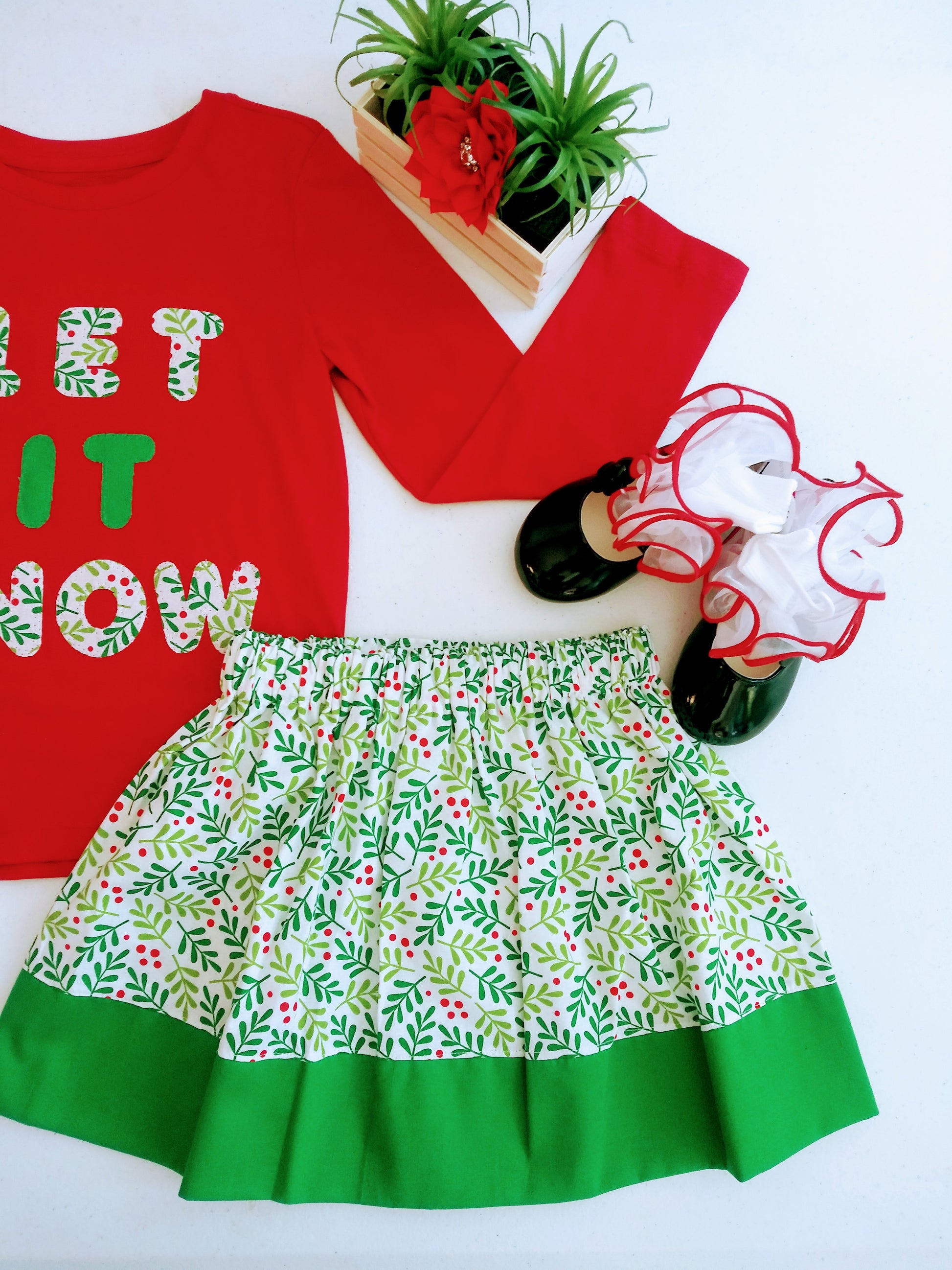Girl's 2-piece Christmas Outfit - Little N Kute Boutique