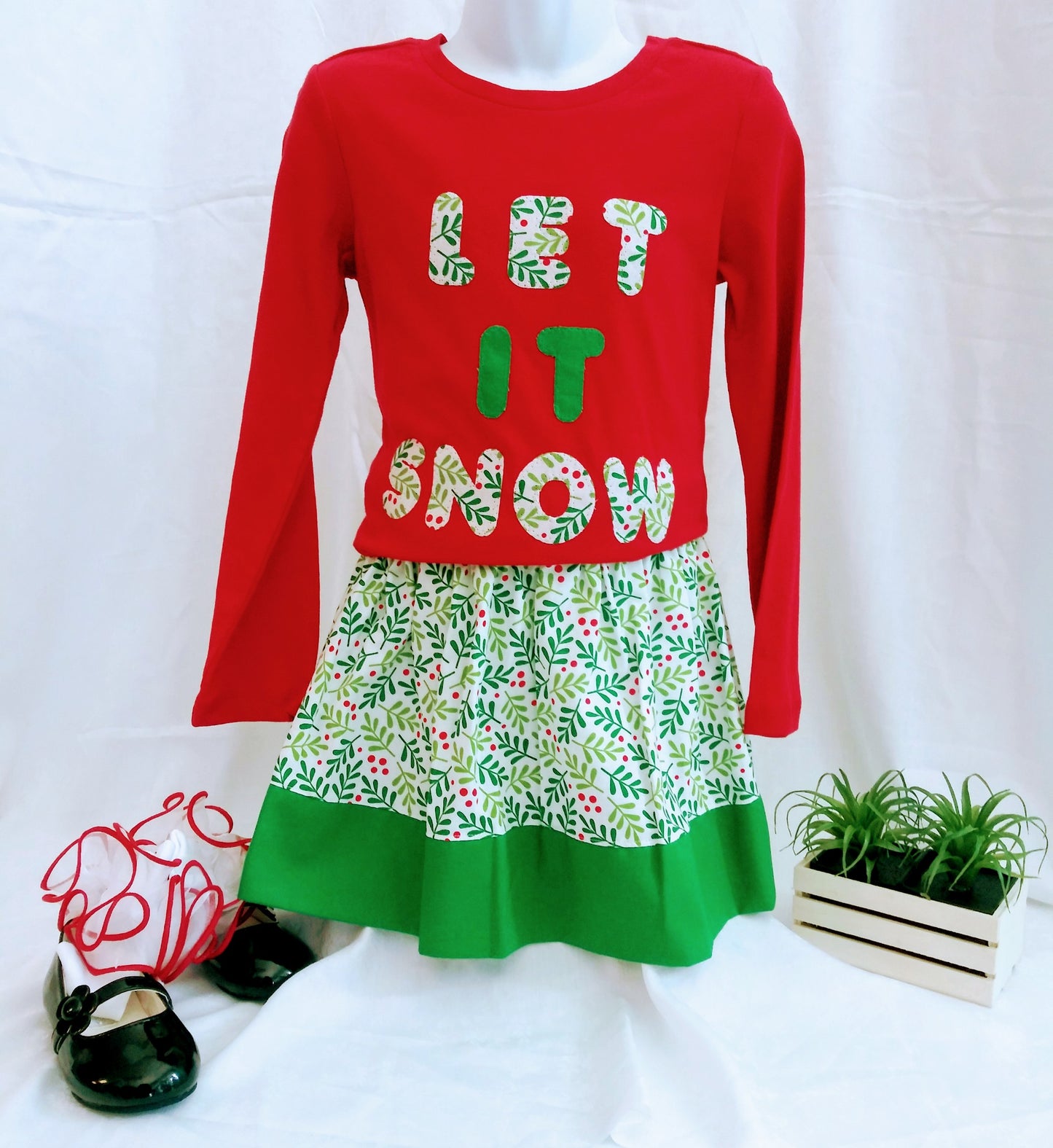 Girl's 2-piece Christmas Outfit - Little N Kute Boutique