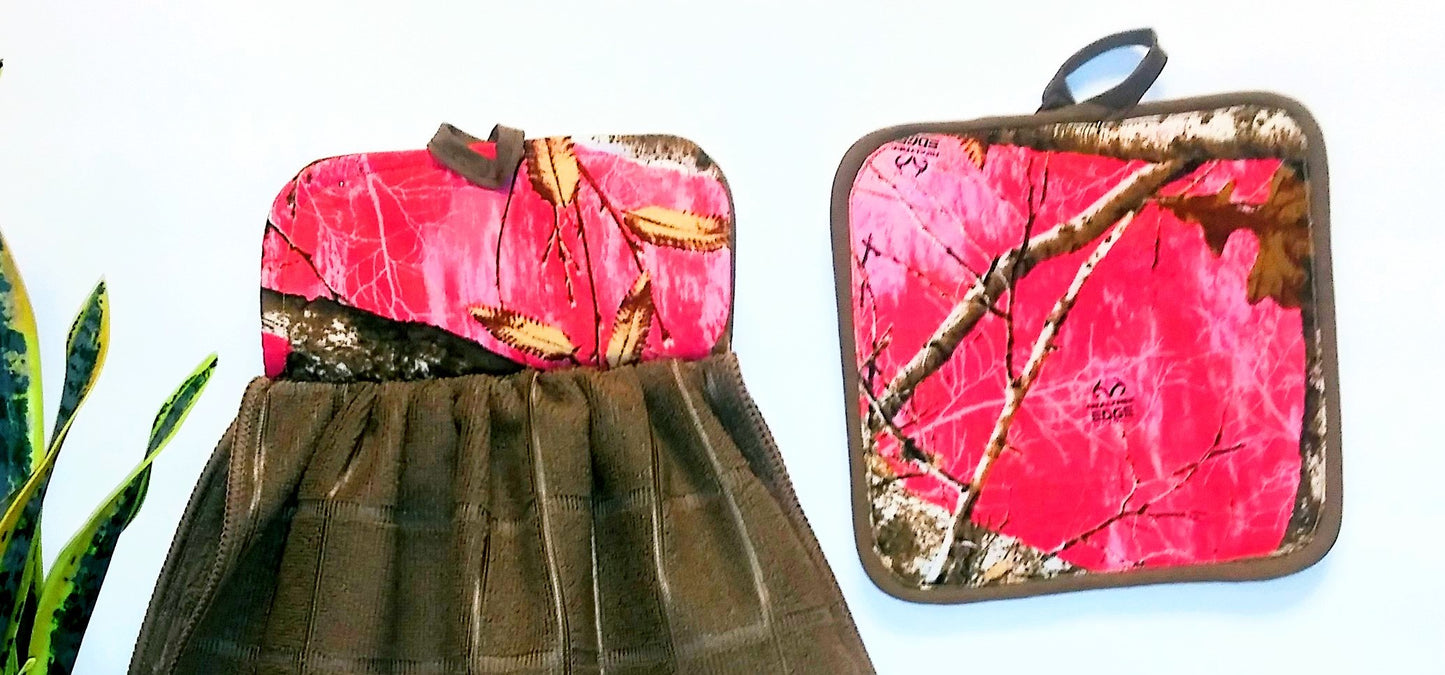 Pink Hunting Camouflage Hanging Double Layer DishTowel w/ Pot Holder