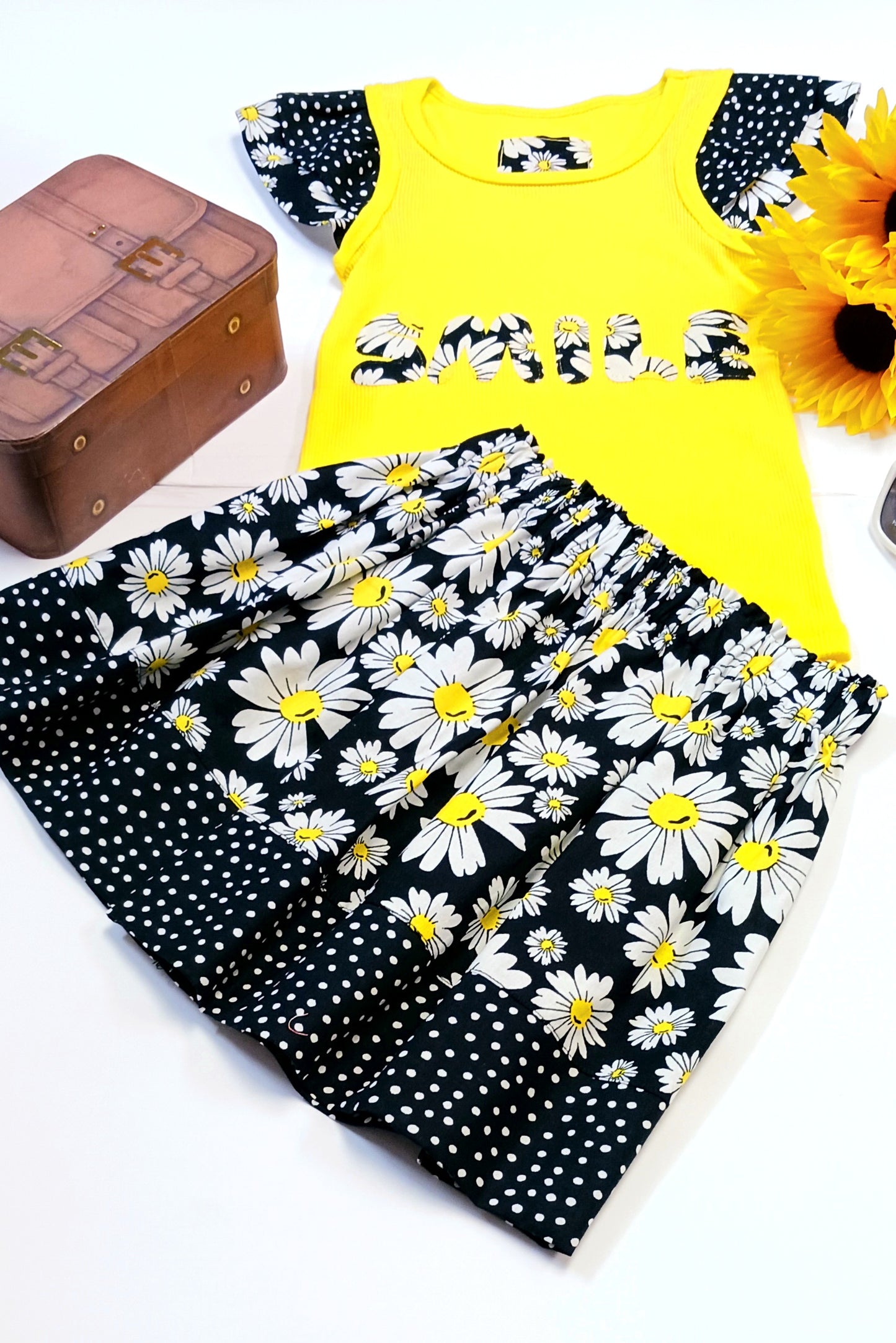 Daisy Girl's 2-piece Skirt  Set Outfit - Little N Kute Boutique